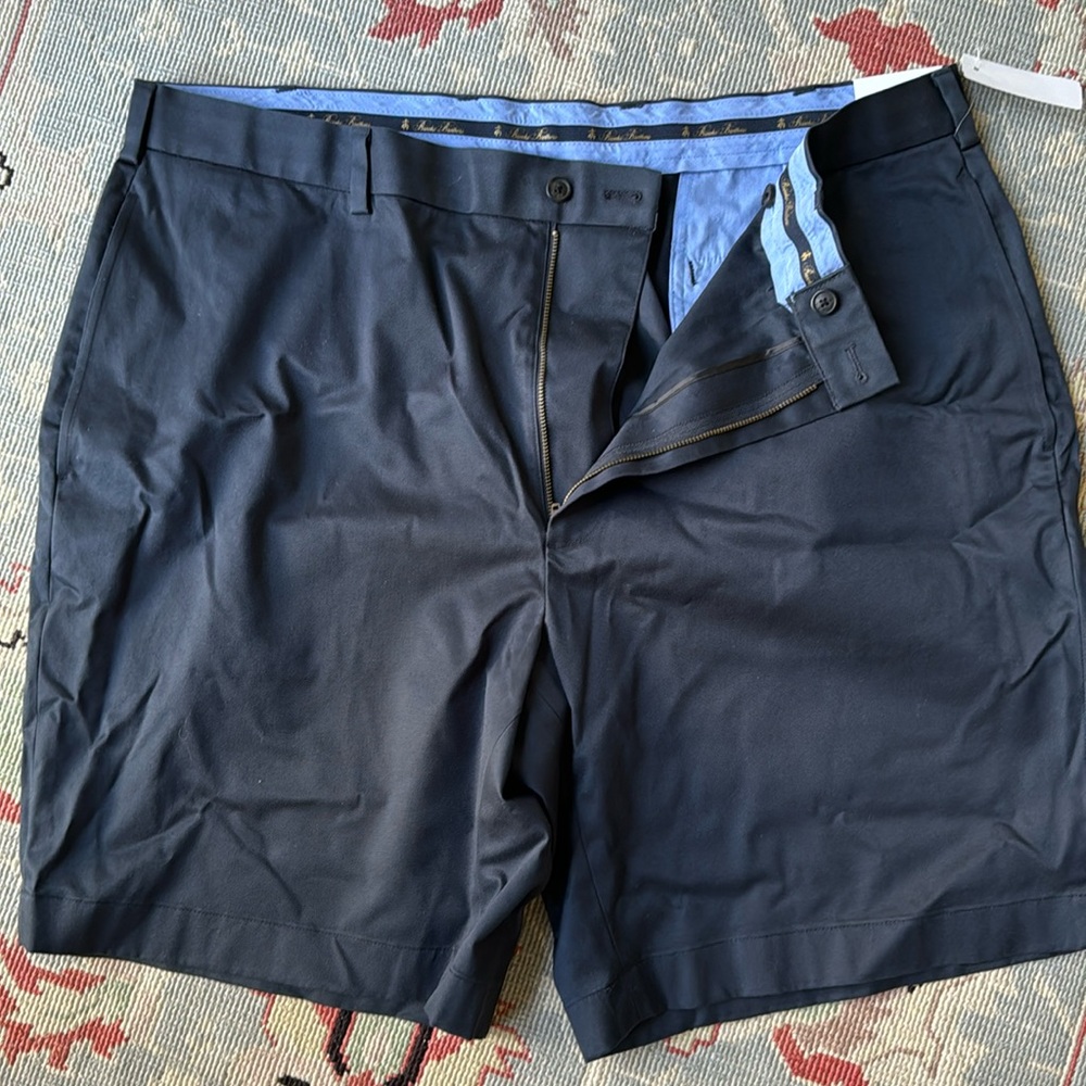 Brand new men’s Brooks Brothers shorts